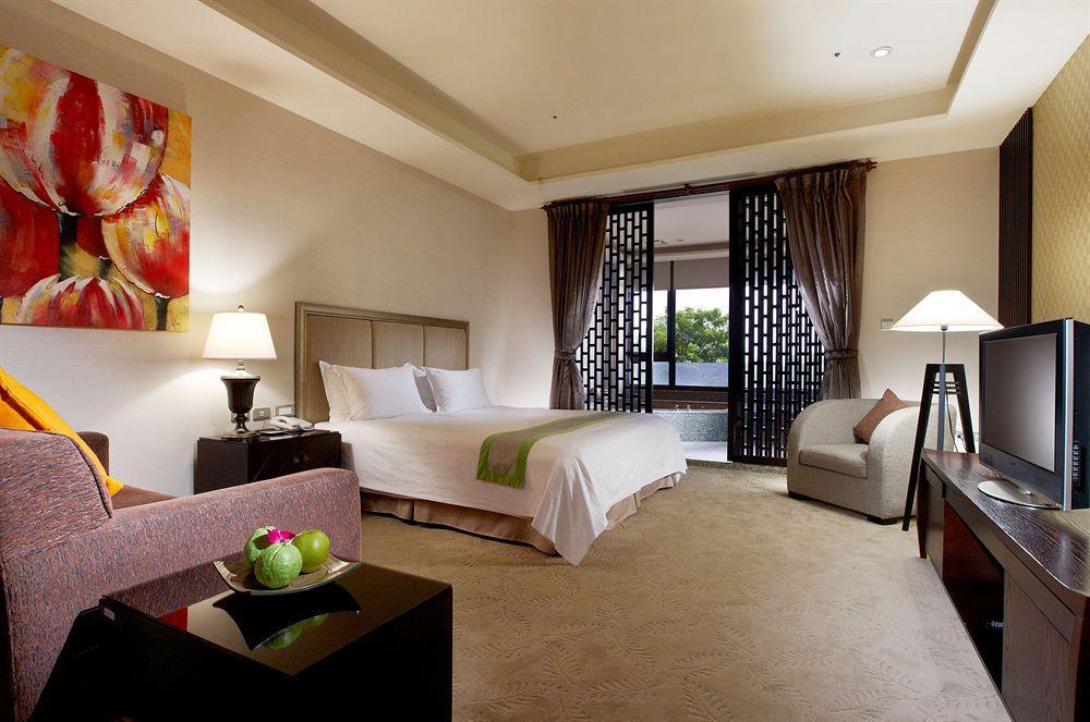 Spring Hill Resort Tianliao Екстериор снимка